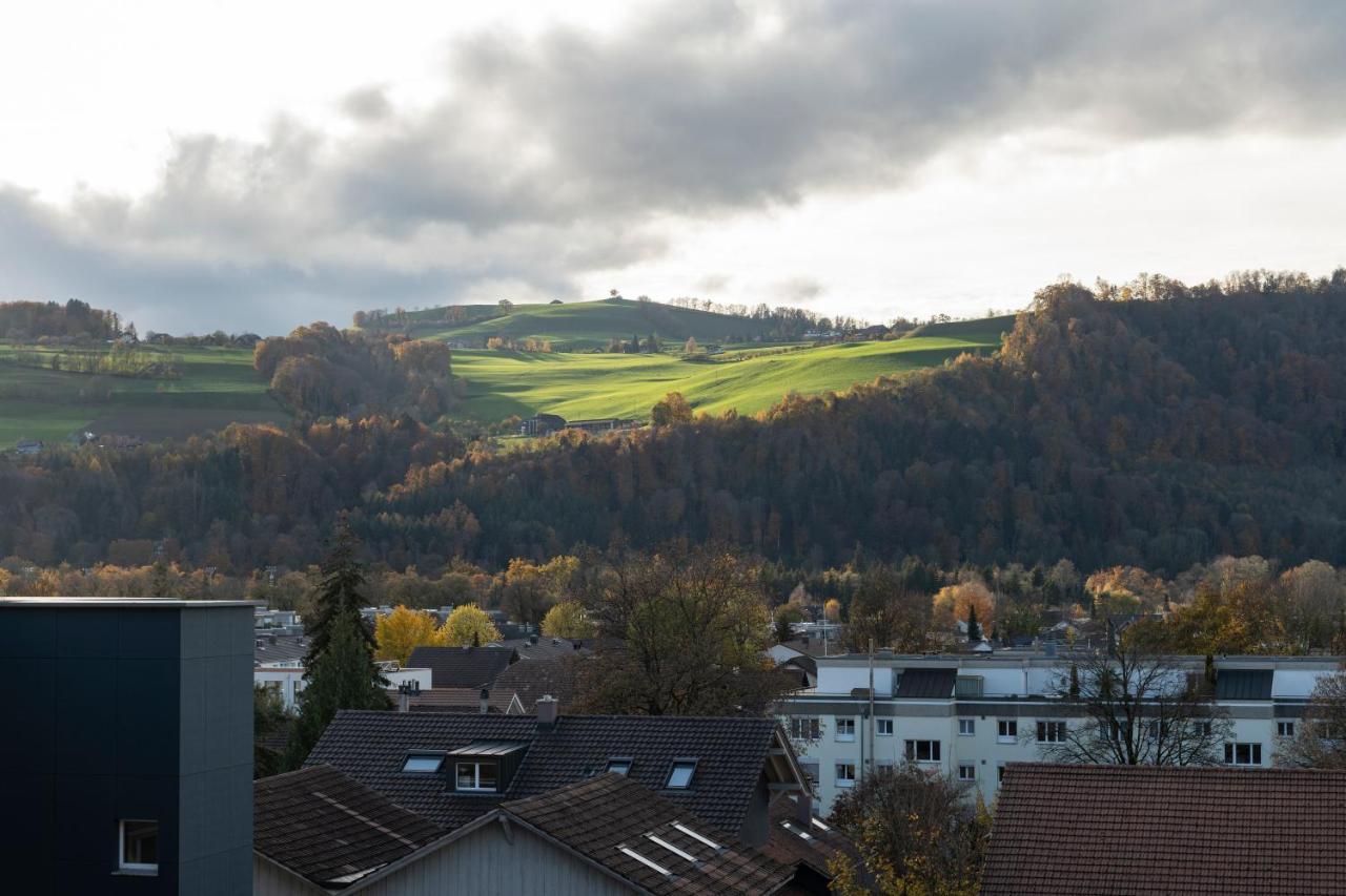 Senevita Dorfmatt Ferienwohnungen Und Apartments Münsingen Buitenkant foto